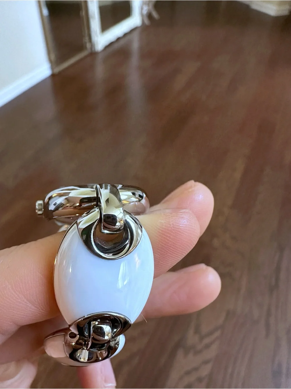 Gucci White Ceramic and Silver Women’s Link Bracelet Watch Excellent condition